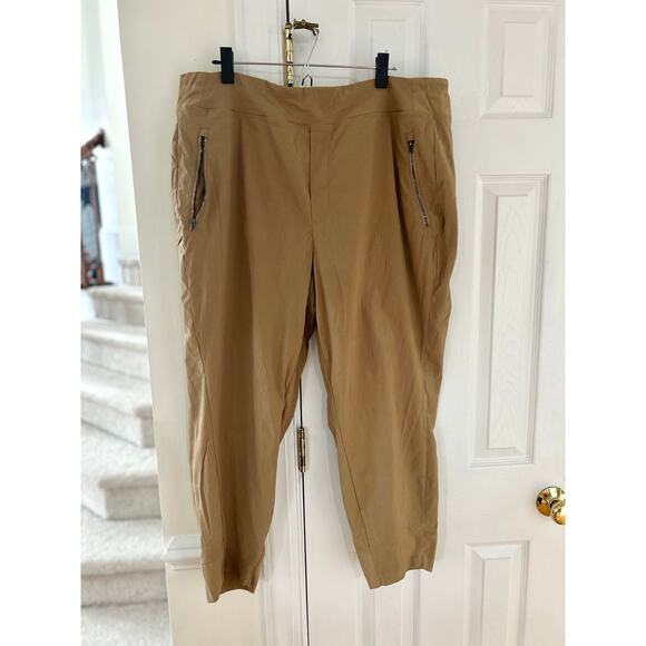 Athleta Khaki Tan Pull On Plus Size Hiking Outdoor Ankle Pants - Picture 2 of 7